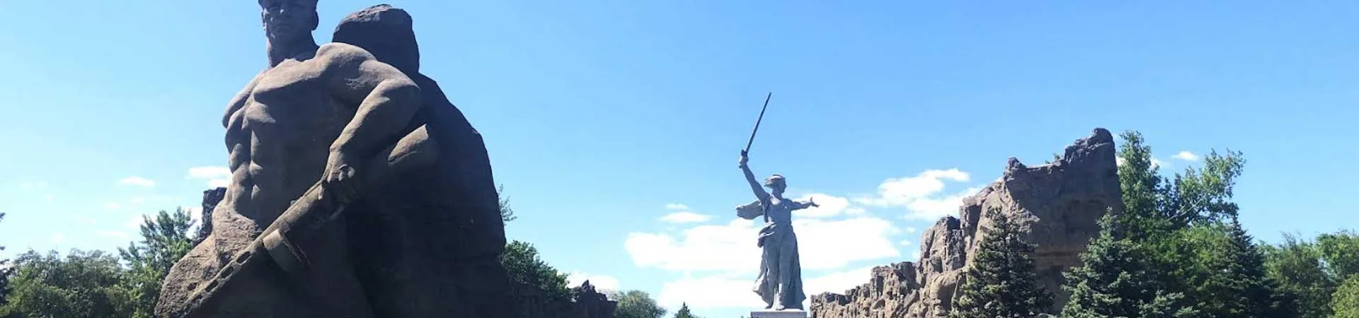 ПЛОЩАДЬ "СТОЯТЬ НАСМЕРТЬ"