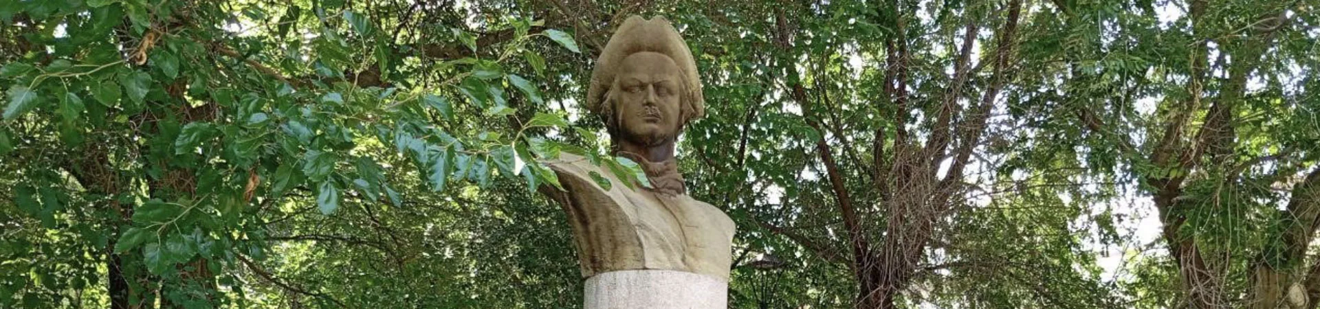 ПАМЯТНИК ПЕТРУ ПЕРВОМУ