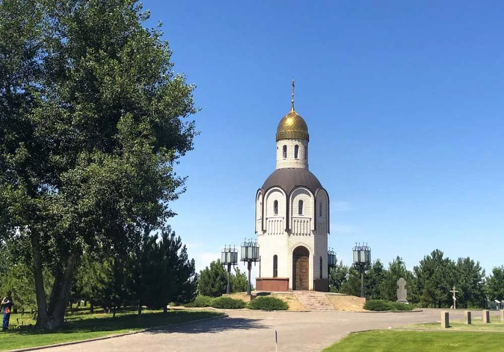 ВОИНСКОЕ МЕМОРИАЛЬНОЕ КЛАДБИЩЕ
